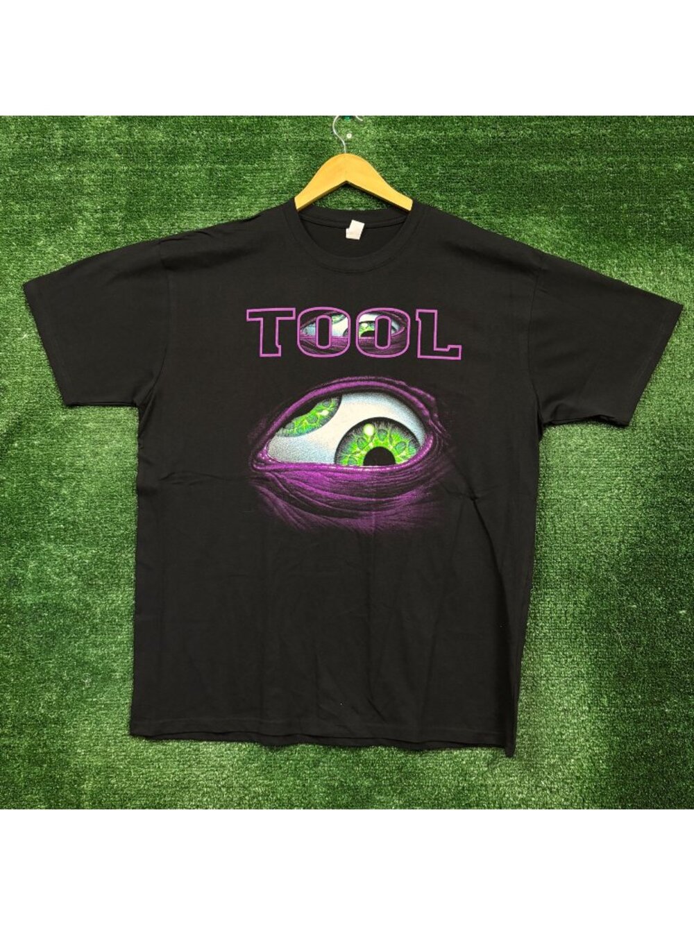 Tool All Seeing Eye T-shirt size Extra Large